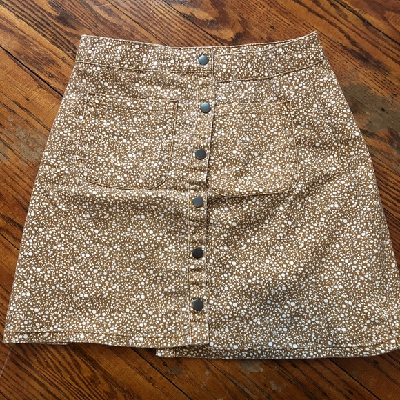 Dresses & Skirts - Button down snap skirt